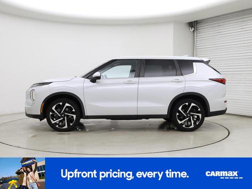 2022 Mitsubishi Outlander ES