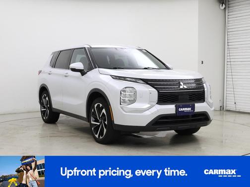 2022 Mitsubishi Outlander ES