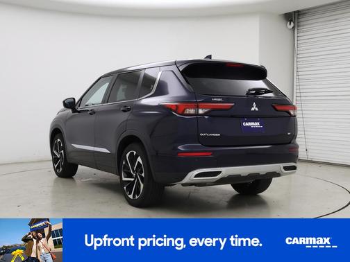 2023 Mitsubishi Outlander SE