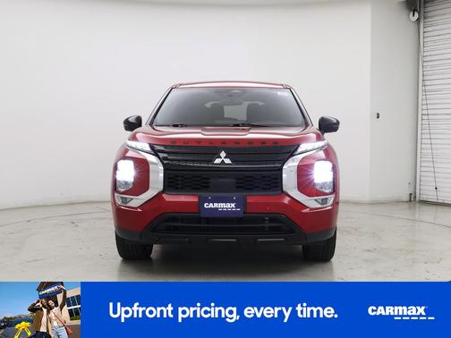 2023 Mitsubishi Outlander SE Black Edition