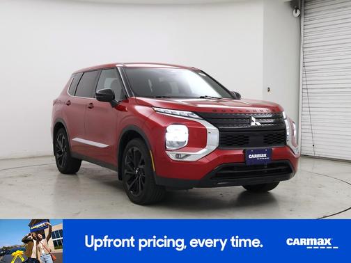 2023 Mitsubishi Outlander SE Black Edition