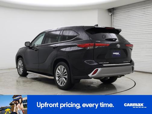 2023 Toyota Highlander Platinum