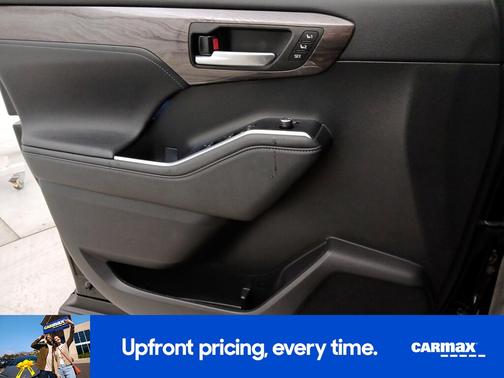 2023 Toyota Highlander Platinum