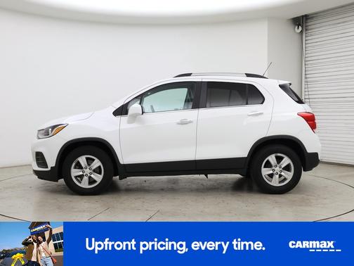 White 2019 Chevrolet Trax LT