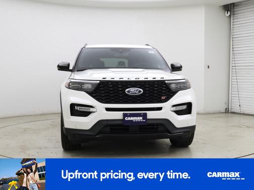 White 2024 Ford Explorer ST