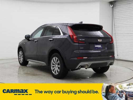 2023 Cadillac XT4 Premium Luxury