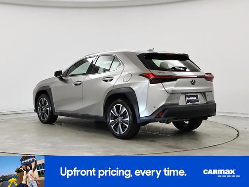 2022 Lexus UX 200 