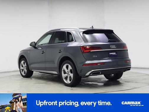Gray 2023 Audi Q5 S-Line Prestige