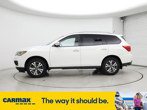 2017 Nissan Pathfinder S