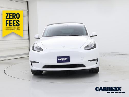 White 2023 Tesla Model Y Long Range