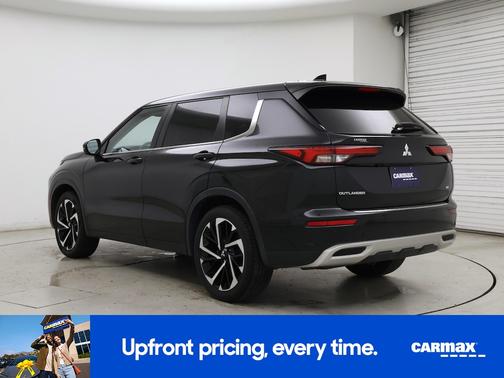 2022 Mitsubishi Outlander SE