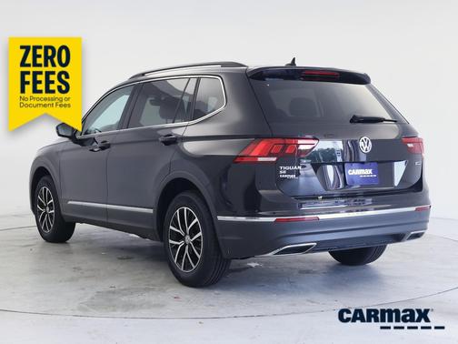 Black 2021 Volkswagen Tiguan SE