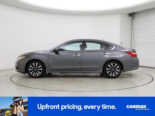 2017 Nissan Altima SV