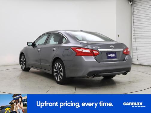 2017 Nissan Altima SV