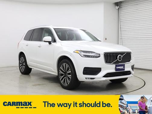 2020 Volvo XC90 T5 Momentum