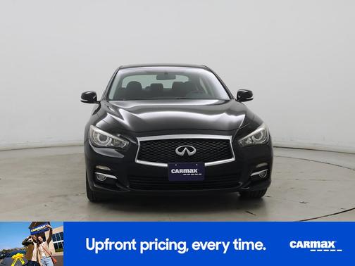 Black 2015 INFINITI Q50