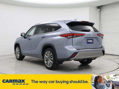 2022 Toyota Highlander Platinum