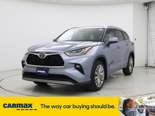 2022 Toyota Highlander Platinum