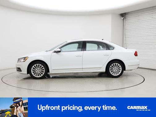 2017 Volkswagen Passat SE