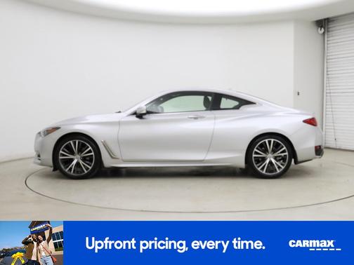 2017 INFINITI Q60 Premium