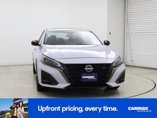 Gray 2023 Nissan Altima SR