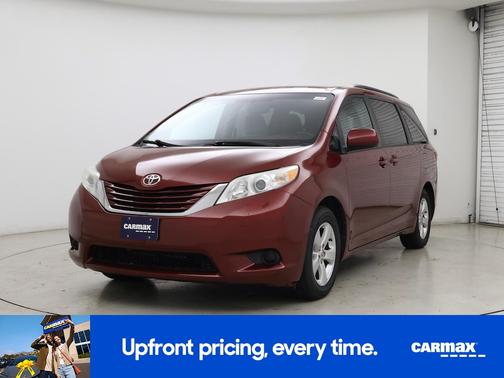 2016 Toyota Sienna LE