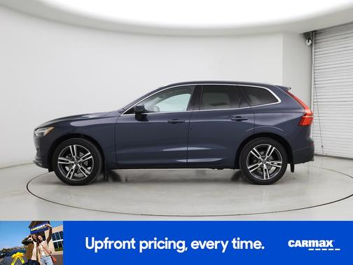 2021 Volvo XC60 T5 Momentum