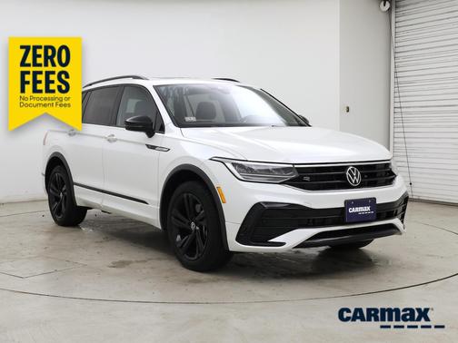 White 2023 Volkswagen Tiguan SE R-Line Black