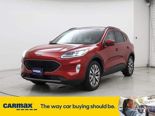 2020 Ford Escape Titanium
