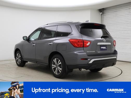 2019 Nissan Pathfinder SV