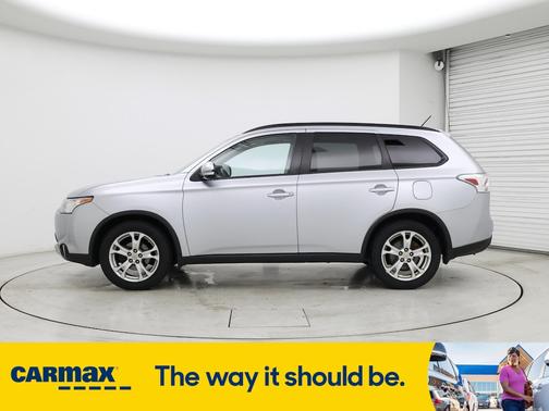 2015 Mitsubishi Outlander SE