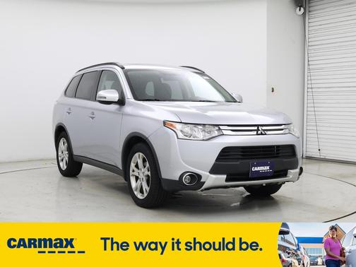 2015 Mitsubishi Outlander SE