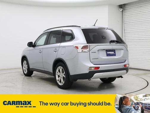 2015 Mitsubishi Outlander SE