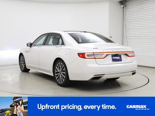2017 Lincoln Continental Select