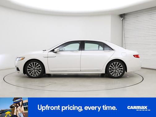 2017 Lincoln Continental Select