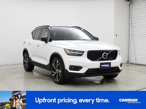 2021 Volvo XC40 T5 R-Design