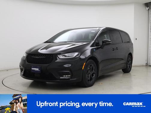 2022 Chrysler Pacifica Hybrid Touring L