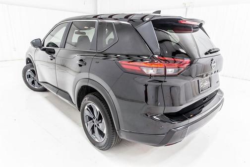 Super Black 2025 Nissan Rogue SV