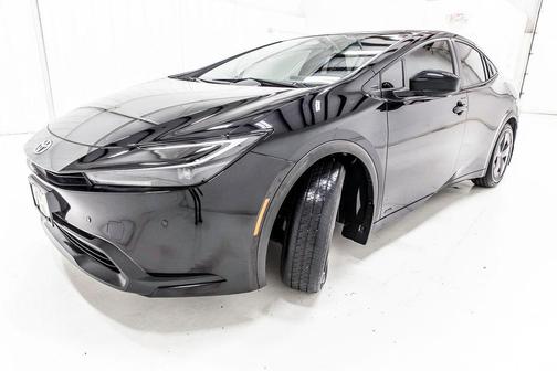 2023 Toyota Prius LE