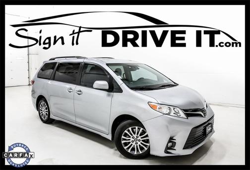 2020 Toyota Sienna XLE