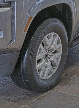 Gun Metallic 2022 Nissan Frontier SV