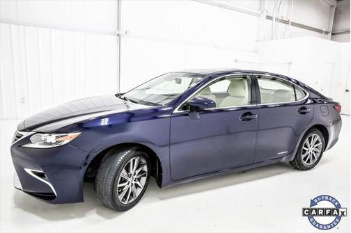 2017 Lexus ES 300h Base