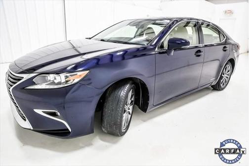 2017 Lexus ES 300h Base