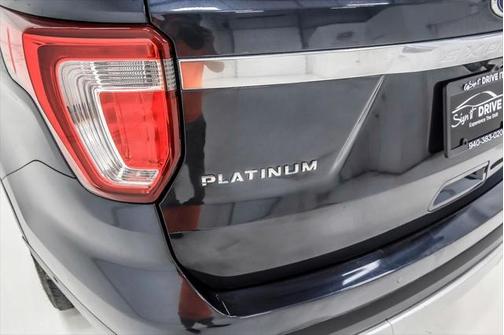 2017 Ford Explorer Platinum