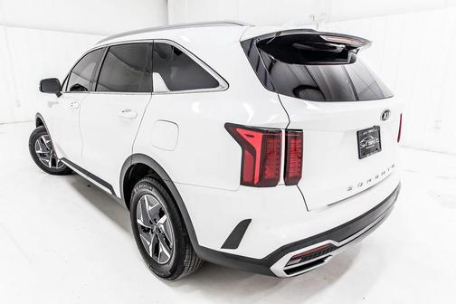 Snow White Pearl 2021 Kia Sorento Hybrid EX