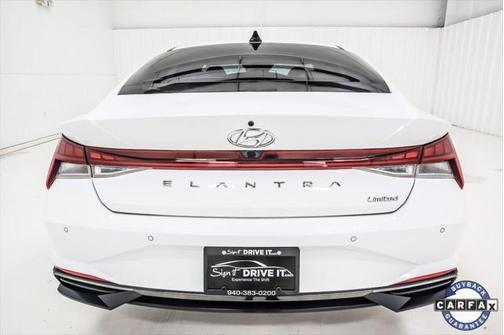 2021 Hyundai ELANTRA Limited