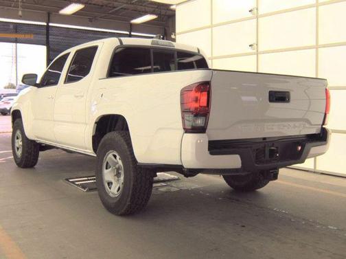 Ice 2023 Toyota Tacoma SR