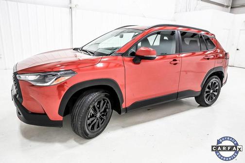 2024 Toyota Corolla Cross LE