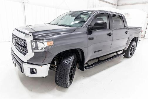 2018 Toyota Tundra SR5