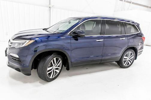 Blue 2016 Honda Pilot Touring